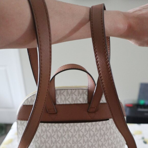 Michael Kors Backpack - Picture 4 of 10